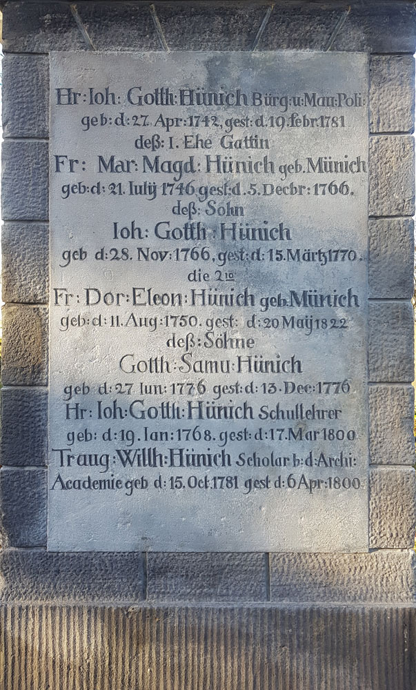 Historisches-Grabdenkmal