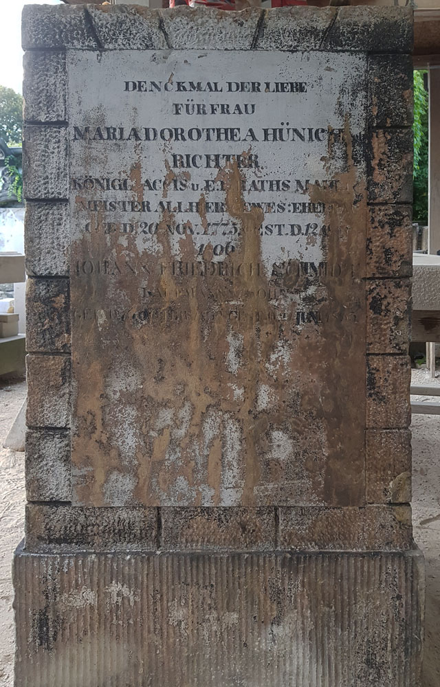 Historisches-Grabdenkmal